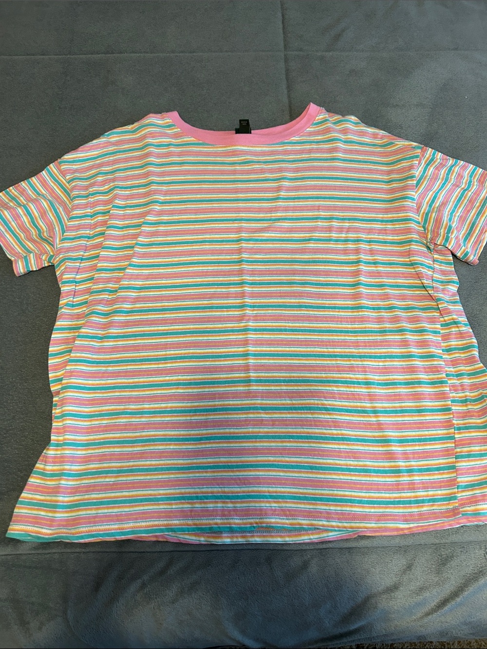 Wild fable colorful stripes t shirt size small